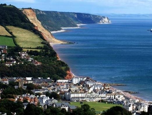 Beach & Waterfront