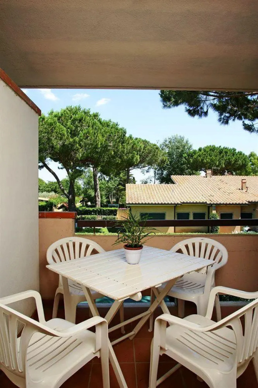Balcony & Terrace