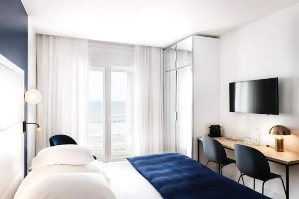 Hotel le Windsor Grande Plage Biarritz - фото 43
