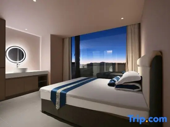 Xylam Lake Yifu Hotel