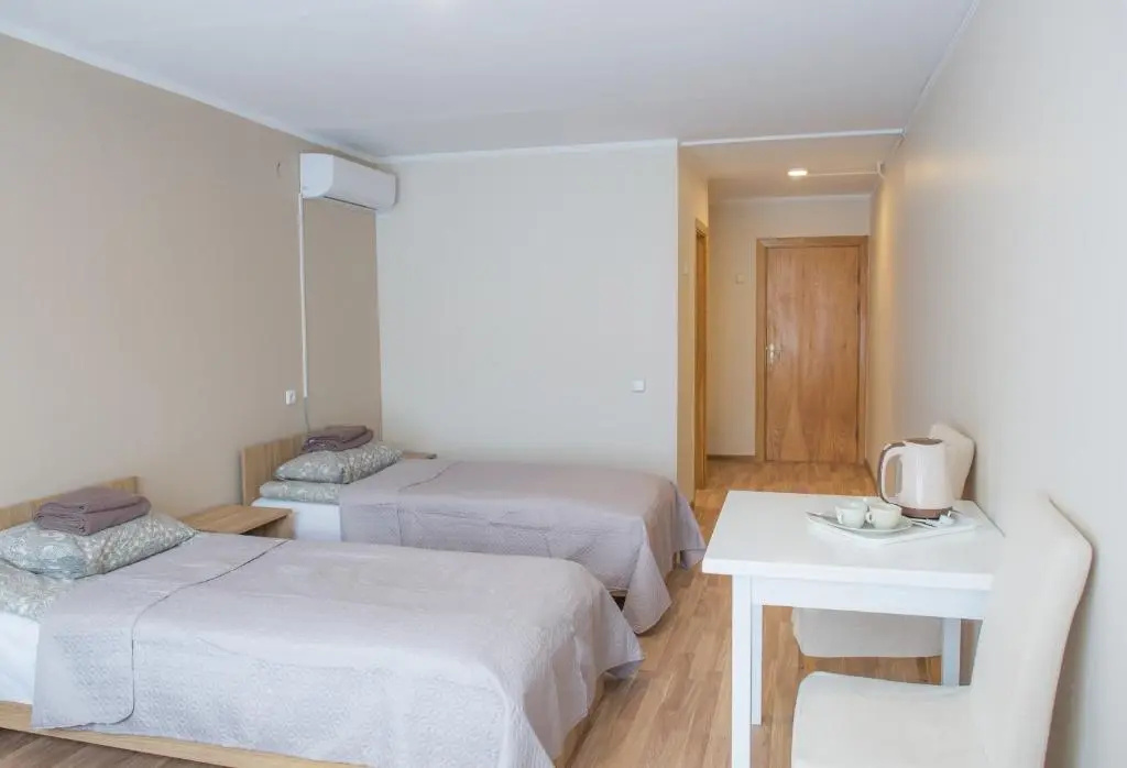 Economy room
