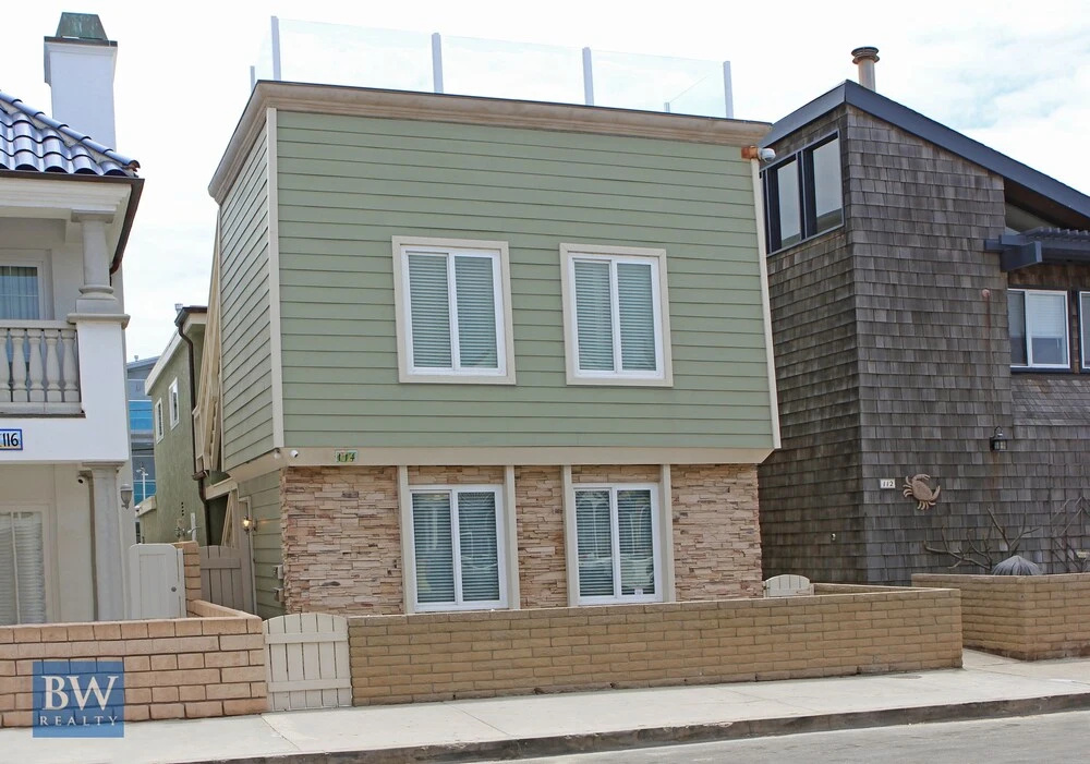 31st St AB (68402)