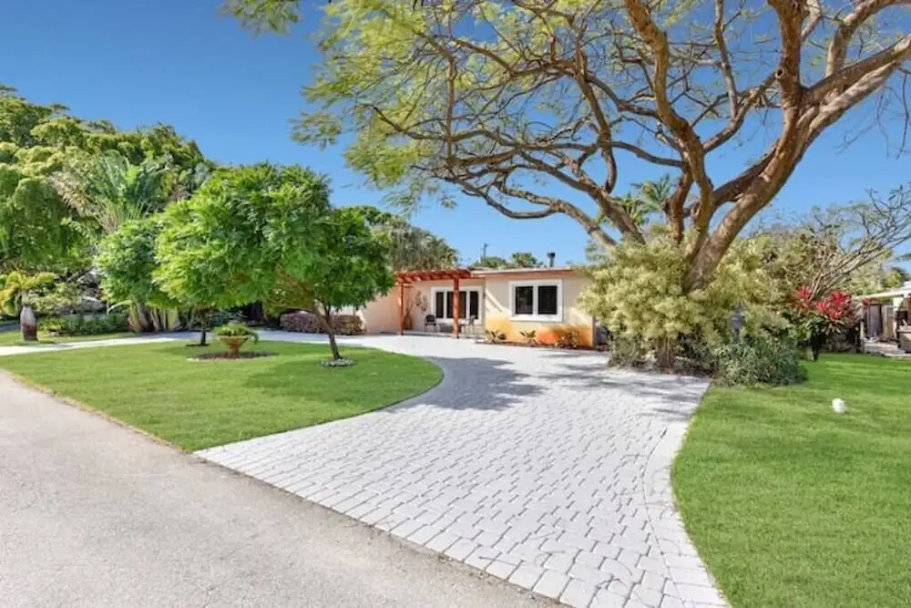 401 Wilton Manors in Wilton Manors