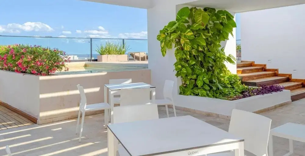 Exclusive 5th Ave Apt with Private Pool