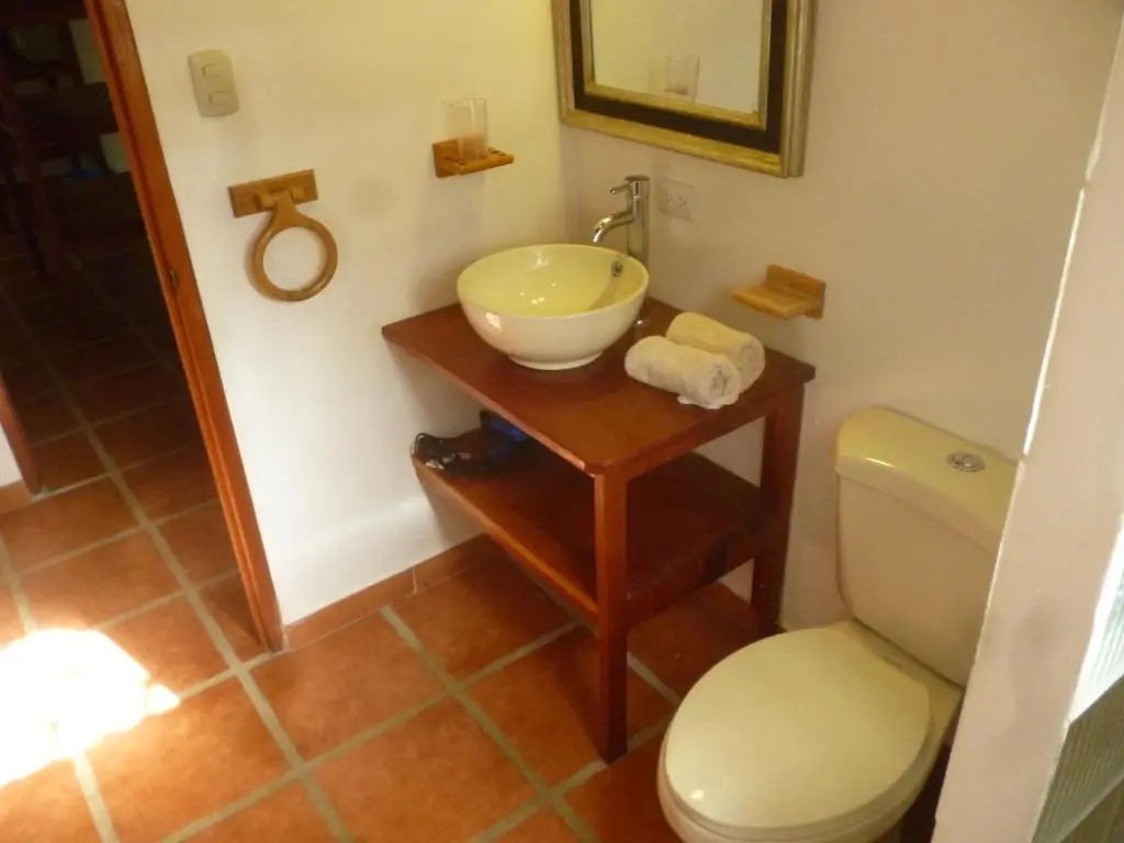 2 Bedrooms Cottage