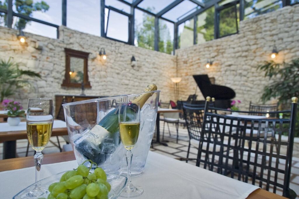 Hotel Bracka Perla by null