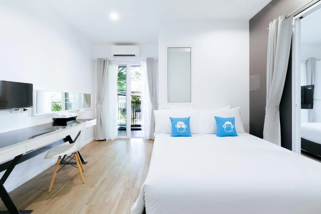 Blu Monkey Bed & Breakfast Phuket — 2