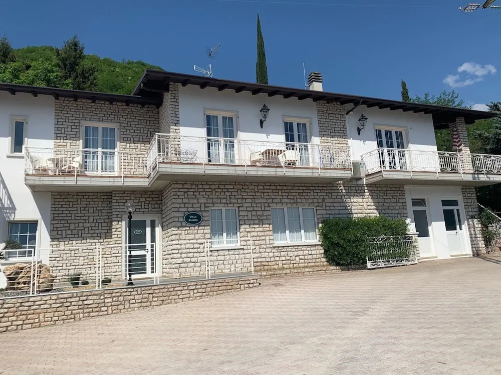 Village Hotel Lucia