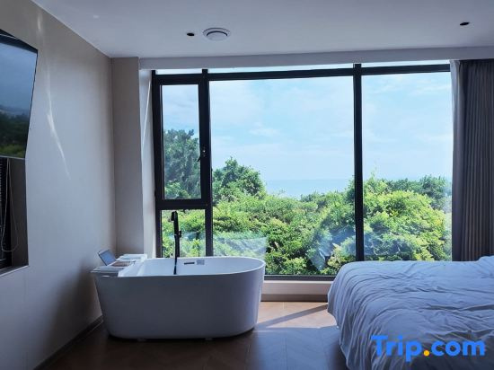 Xiyuhai Hot Spring Resort Hotel