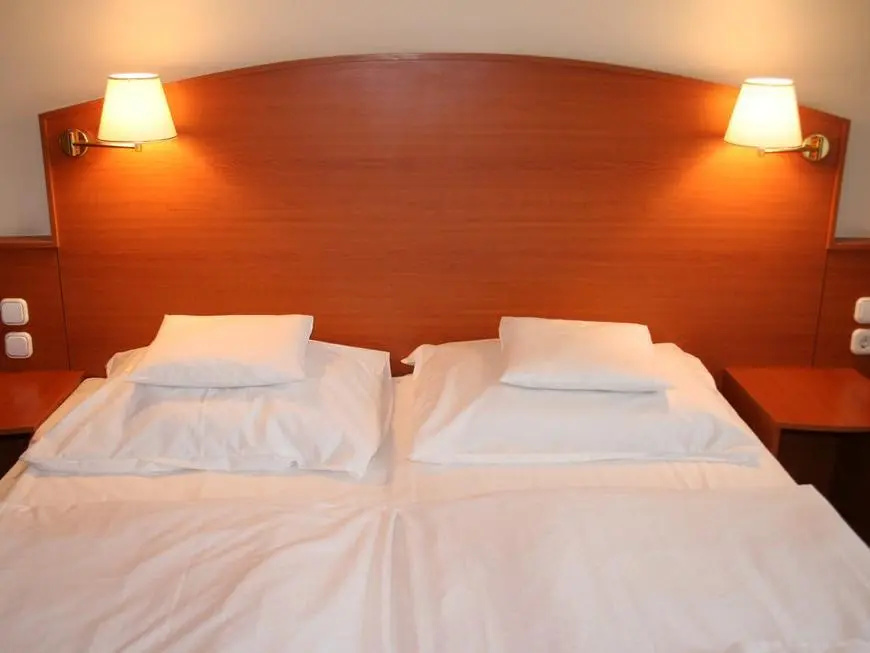 Korona Hotel Panzio - Chambres