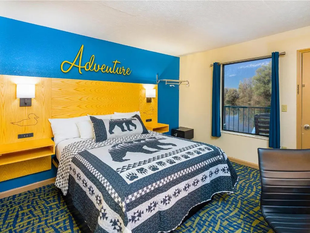 Standard Quadruple room with balcony