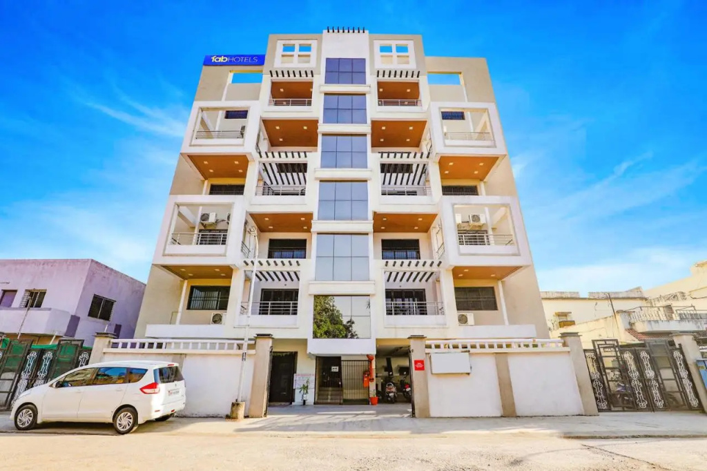 FabHotel Villa 31