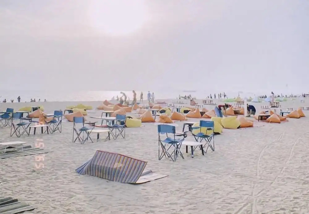 Beach & Waterfront