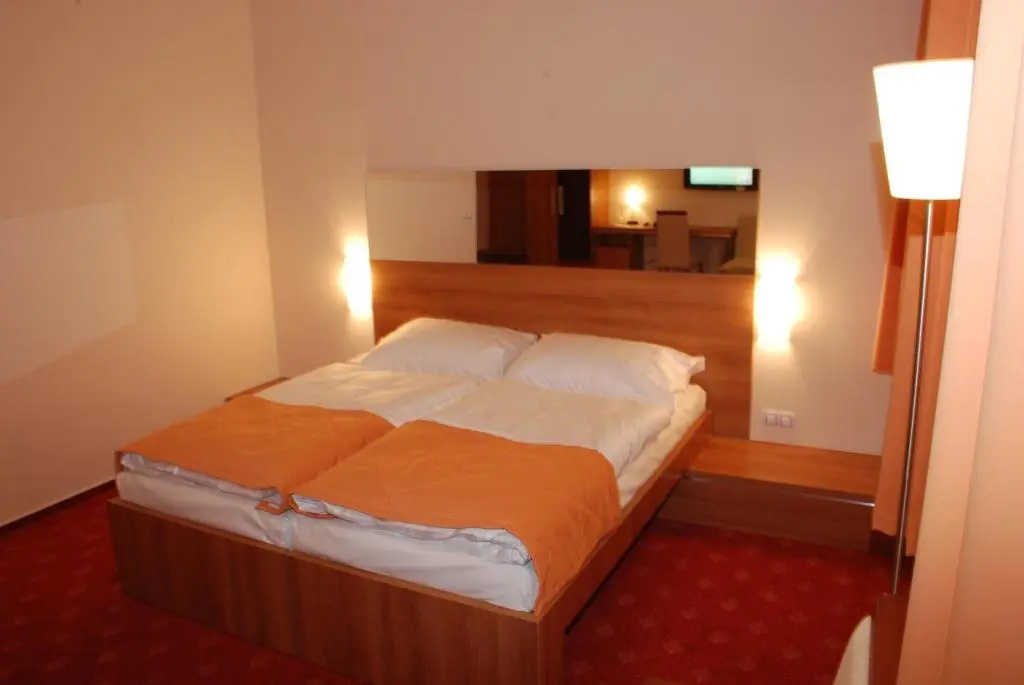 Hotel Grand - Chambres
