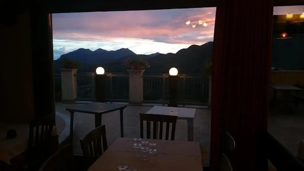 Balcony & Terrace