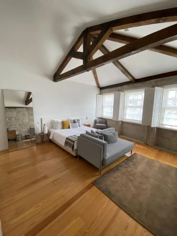 Studio with river view