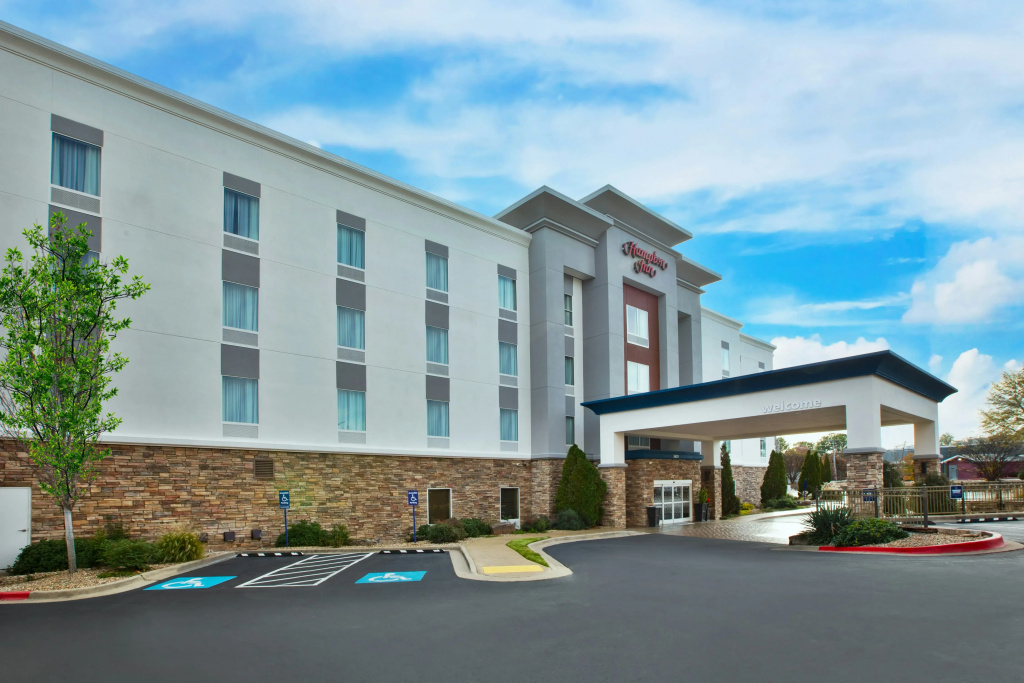 Hampton Inn North Little Rock McCain Mall