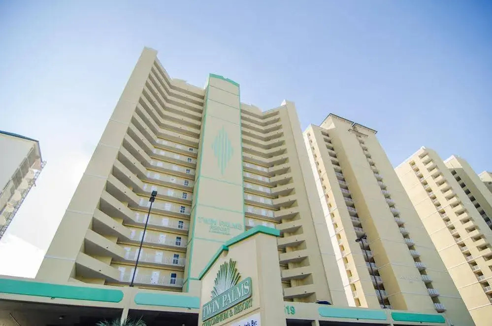Twin Palms by Royal American Beach Getaways