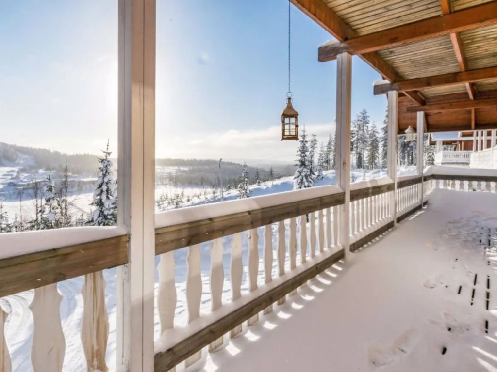 Balcony & Terrace