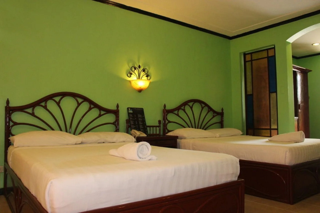 Vista Mar Beach Resort & Country Club