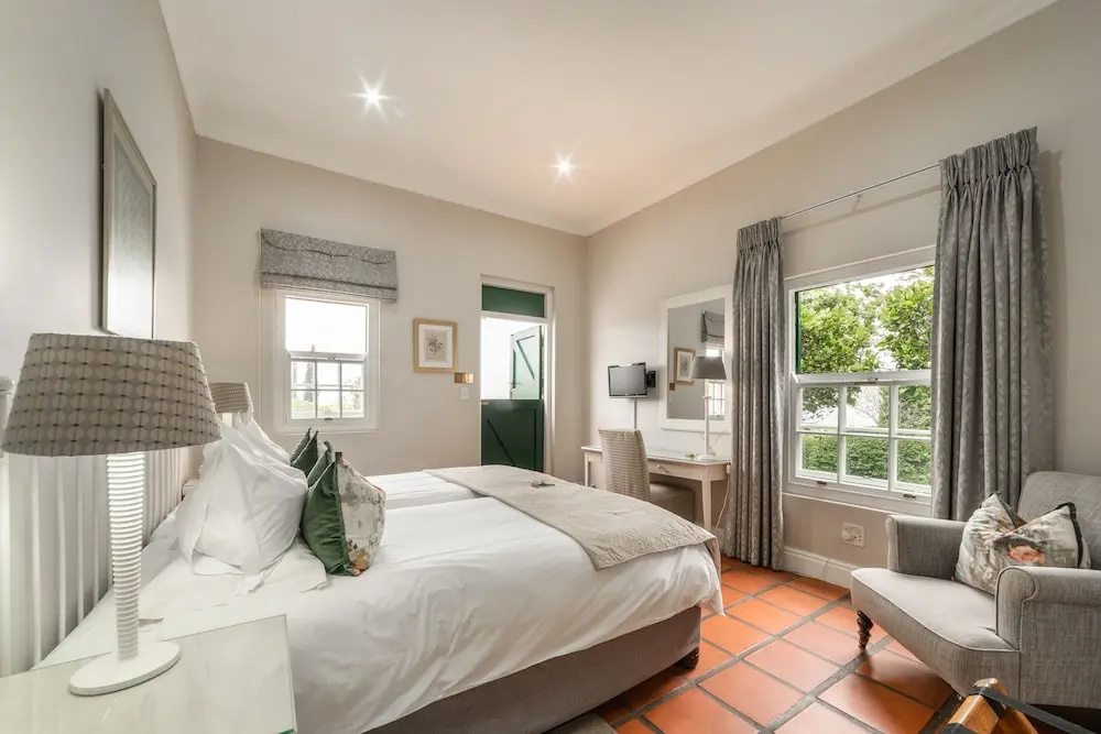 Standard Double room with balcony (twin beds)