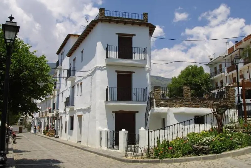 Hotel Poqueira II