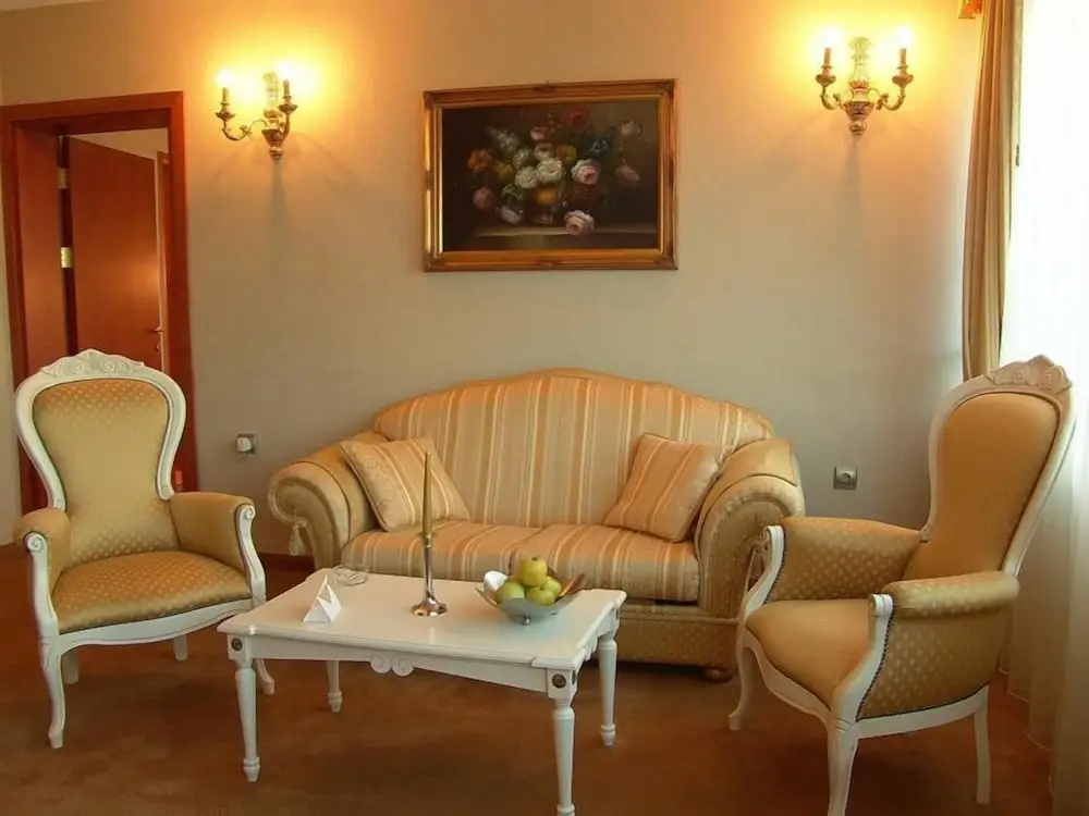 Classic Apartment