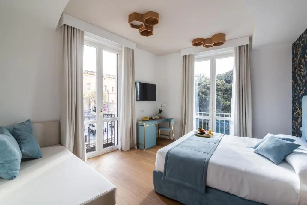 Superior Triple room