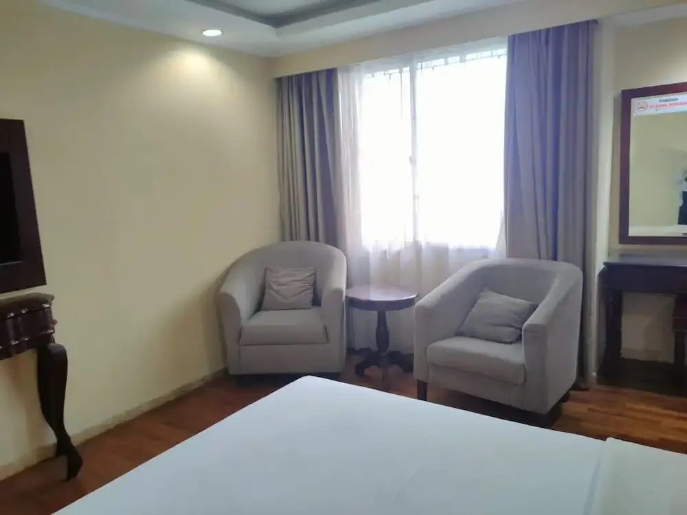 Premier room