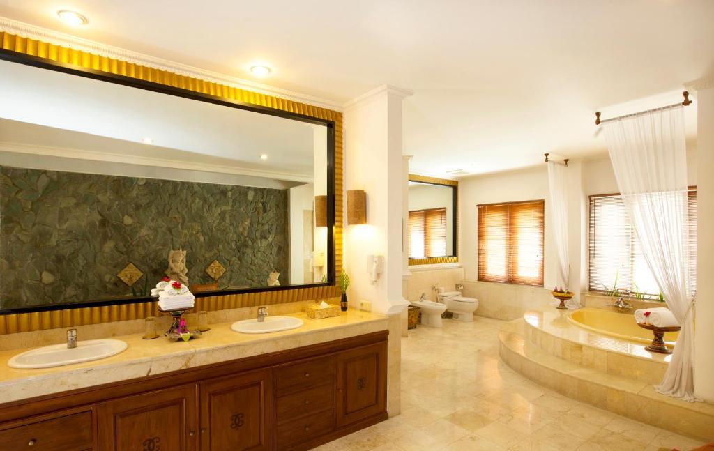 The Mansion Resort Hotel & Spa