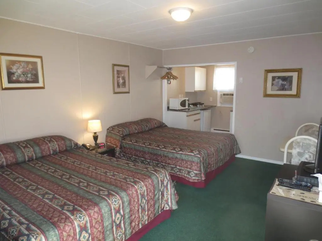 Deluxe Quadruple room