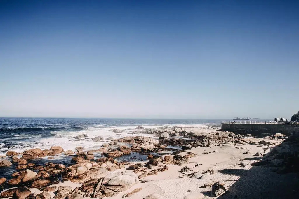 Beach & Waterfront