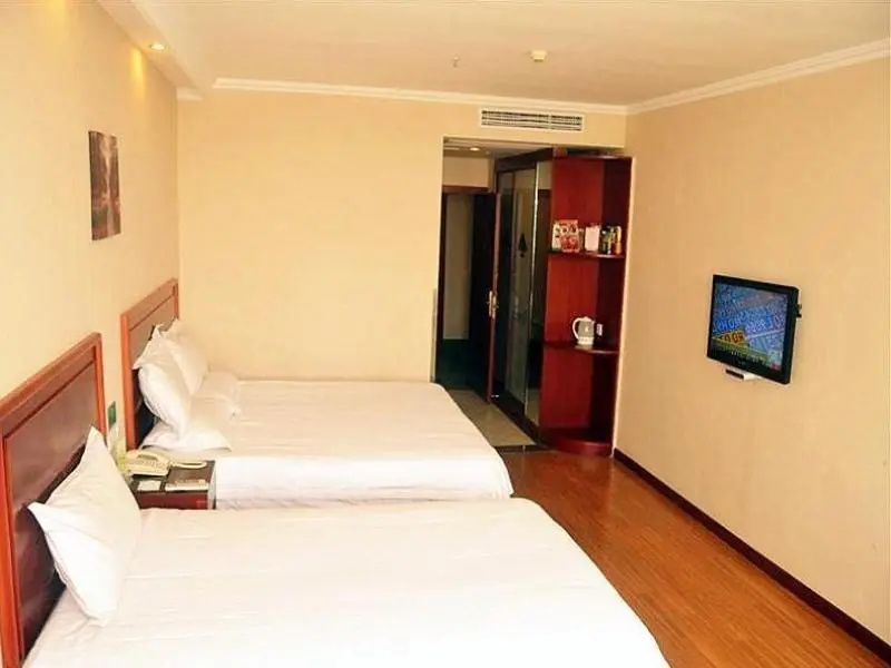 Standard Family room