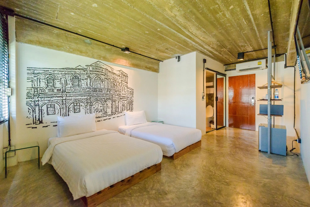 Quip Bed & Breakfast Phuket Hotel — фото