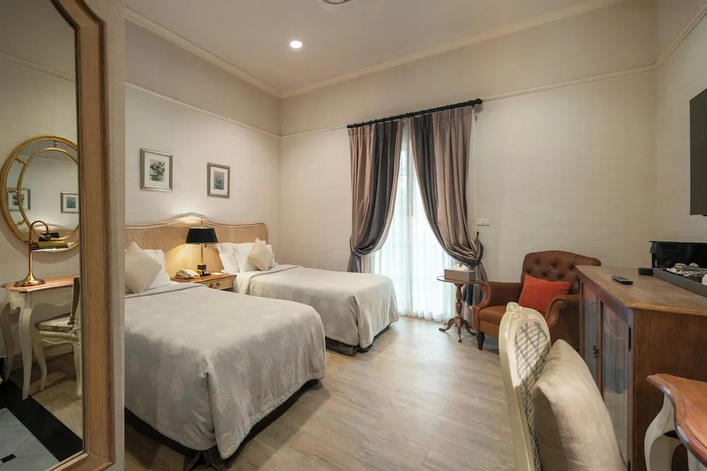 Deluxe room with balcony