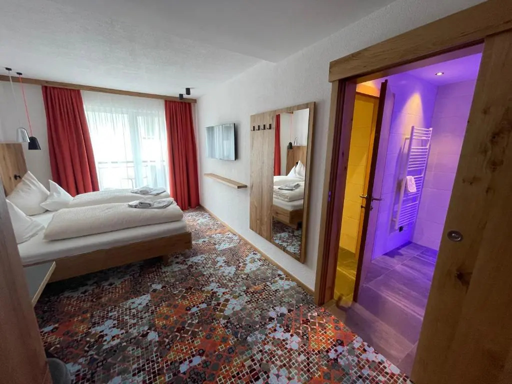 Hotel photo 2