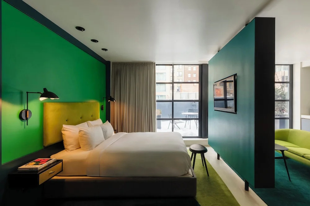 Superior Double room with balcony (full double bed)
