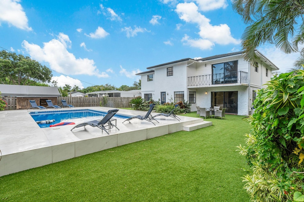Fox Palace Pool House