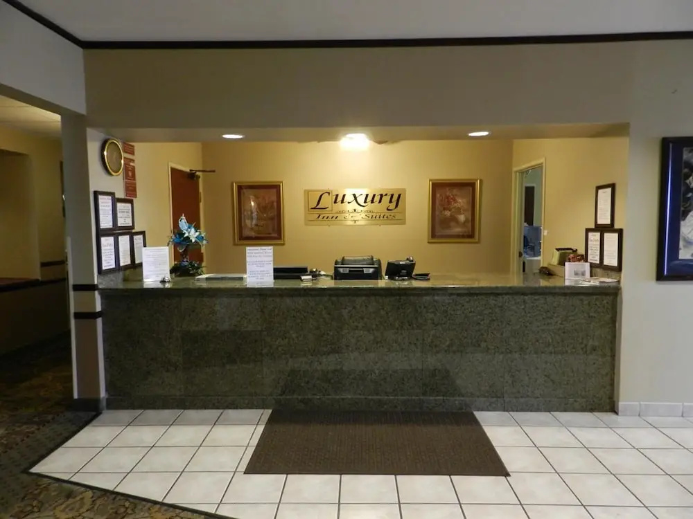 Lobby & Reception