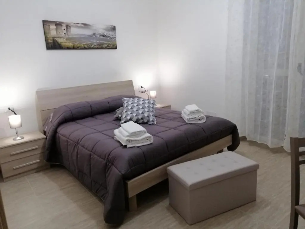 Standard Double room (full double bed)