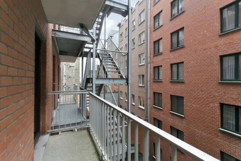 Apartment With Terrace for 5 People