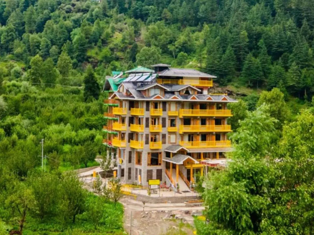 The Hosteller Old Manali Manu Temple