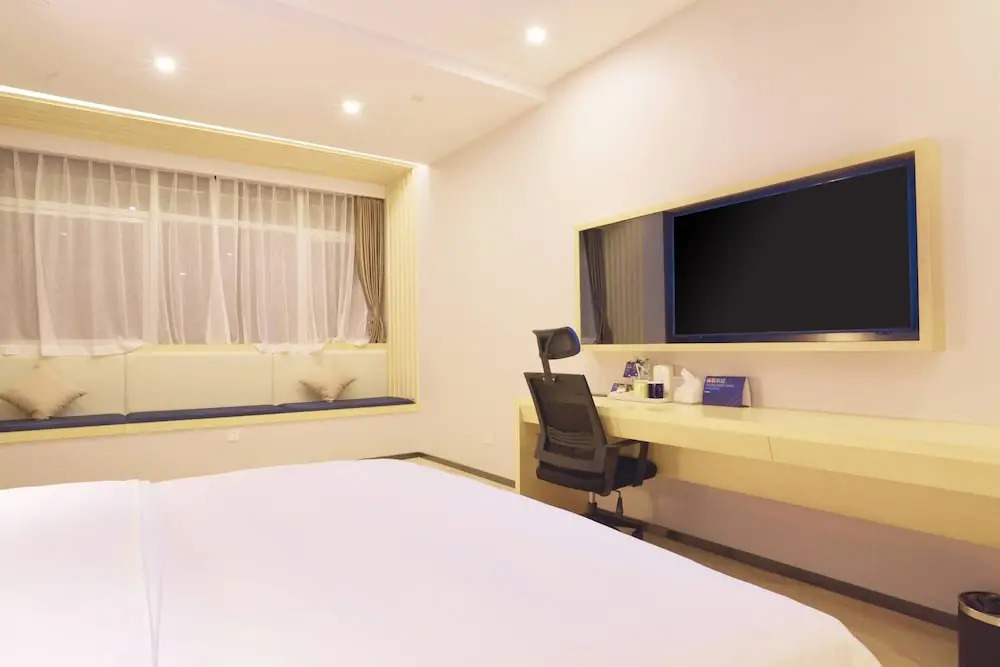 Двухместный номер Standard двуспальная кровать в Holiday Inn Express Jinan Exhibition Center by IHG
