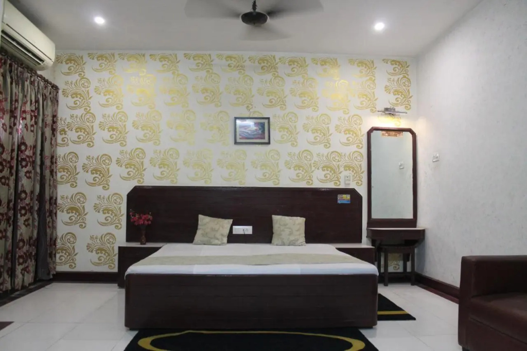 OYO 1294 Hotel Padmini International - Général