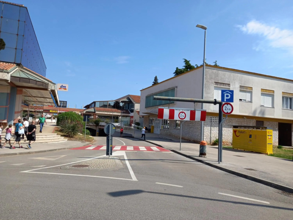 La Piazza
