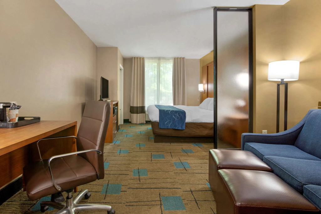 Double Suite (full double bed)