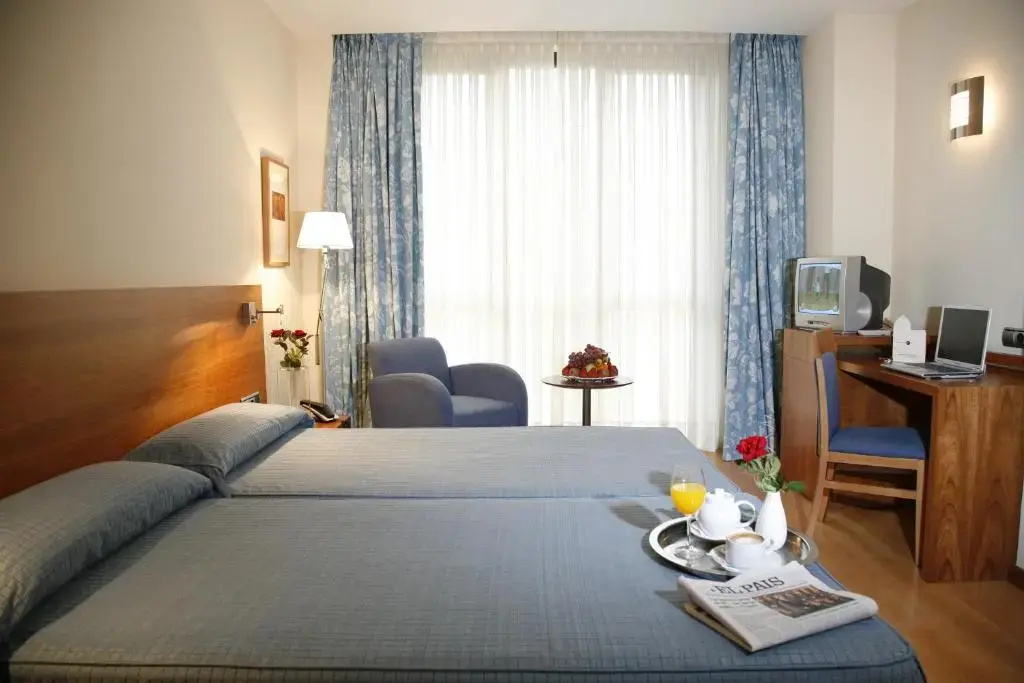 Hotel Mieres del Camino - Chambres