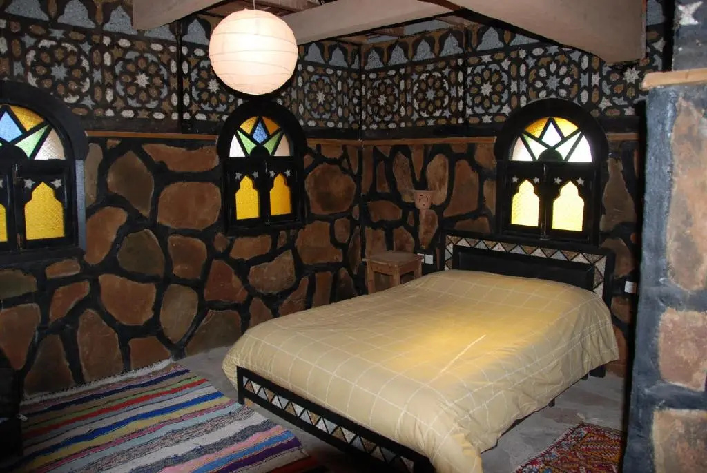 Economy room