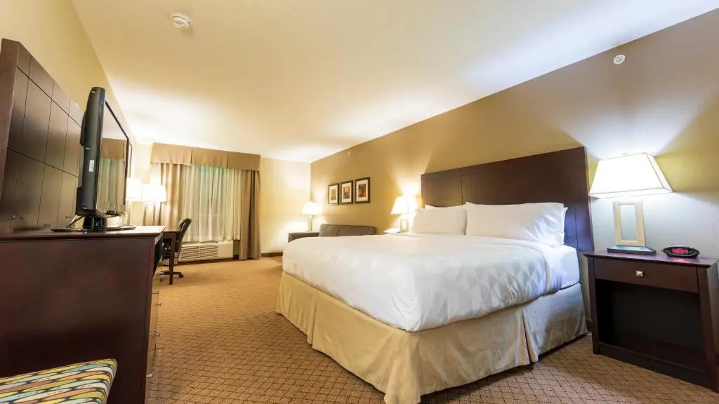Holiday Inn Hotel & Suites Kamloops by IHG - Chambres