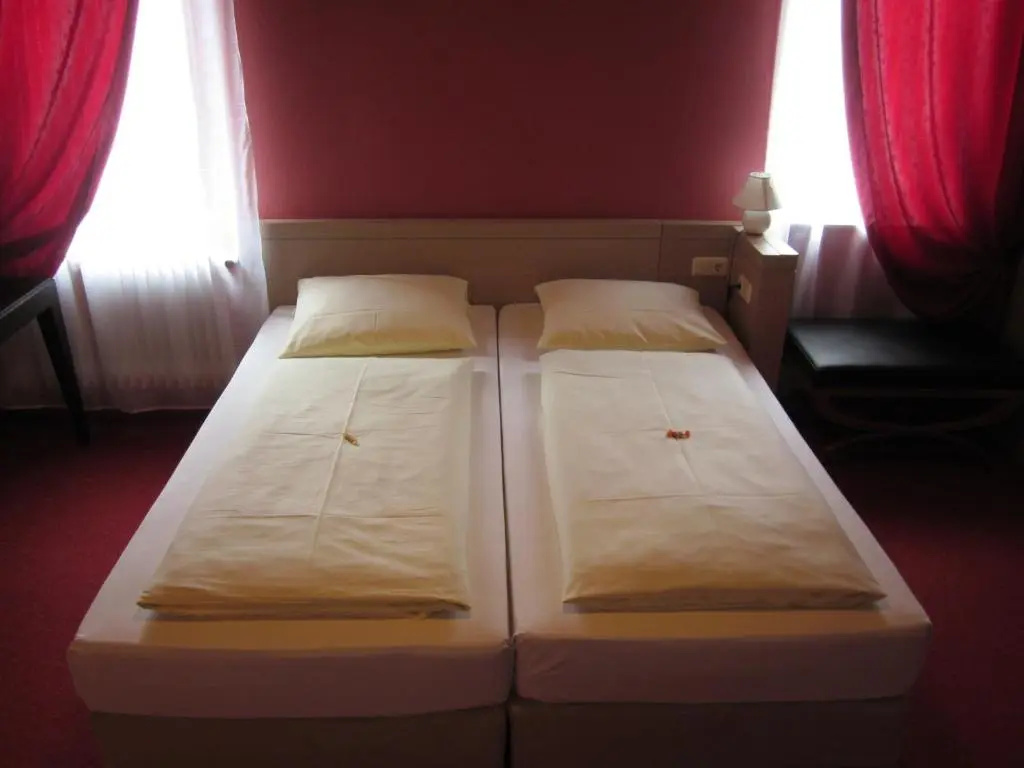 Hotel Alte Krone - Chambres